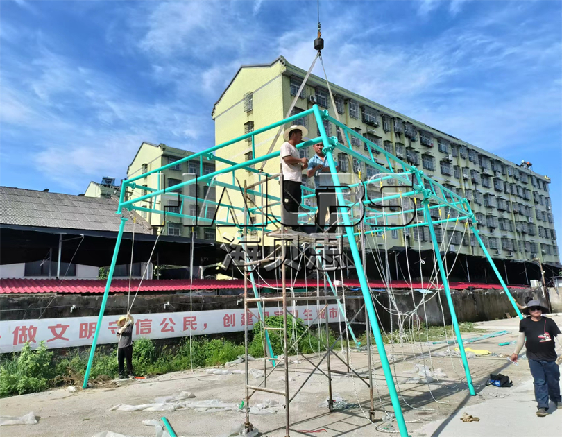湖南岳陽無動力樂園施工現(xiàn)場
